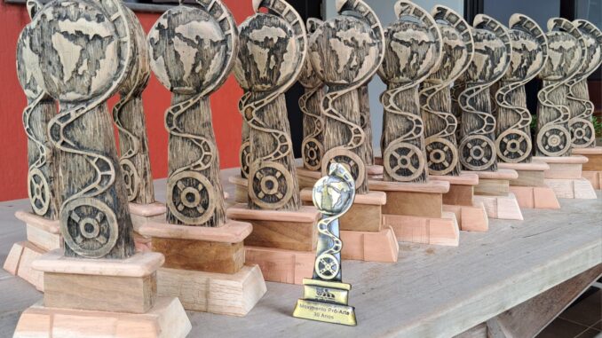 Troféu Levy do Festival de Cinema de Três Passos - crédito Juarez Zamberlan (2)